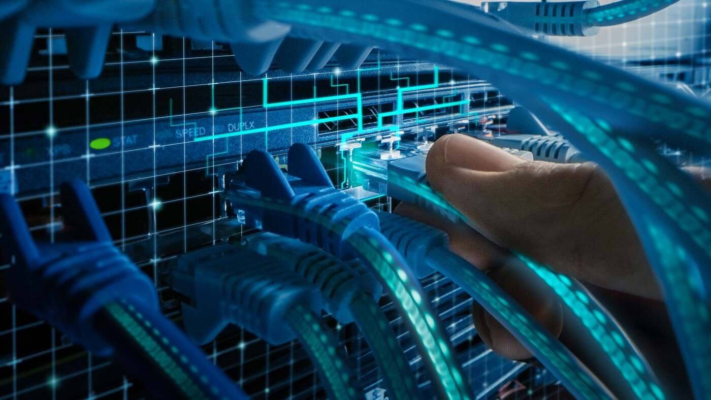 File Server sử dụng khá phức tạp nên cần người có chuyên môn để quản lý